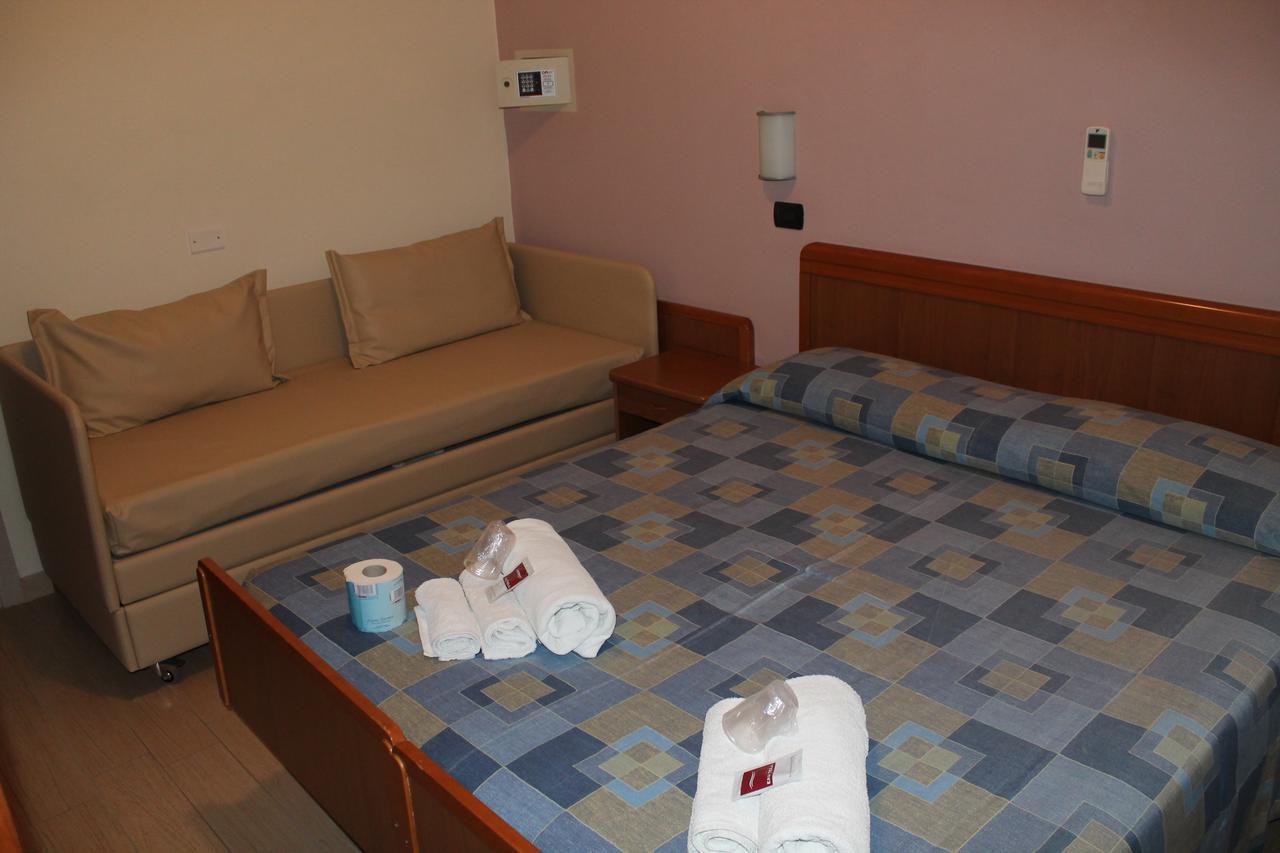 Hotel Oblio ريميني المظهر الخارجي الصورة