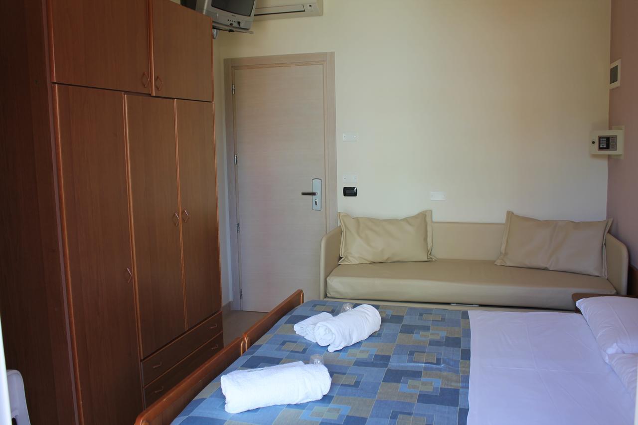 Hotel Oblio ريميني المظهر الخارجي الصورة